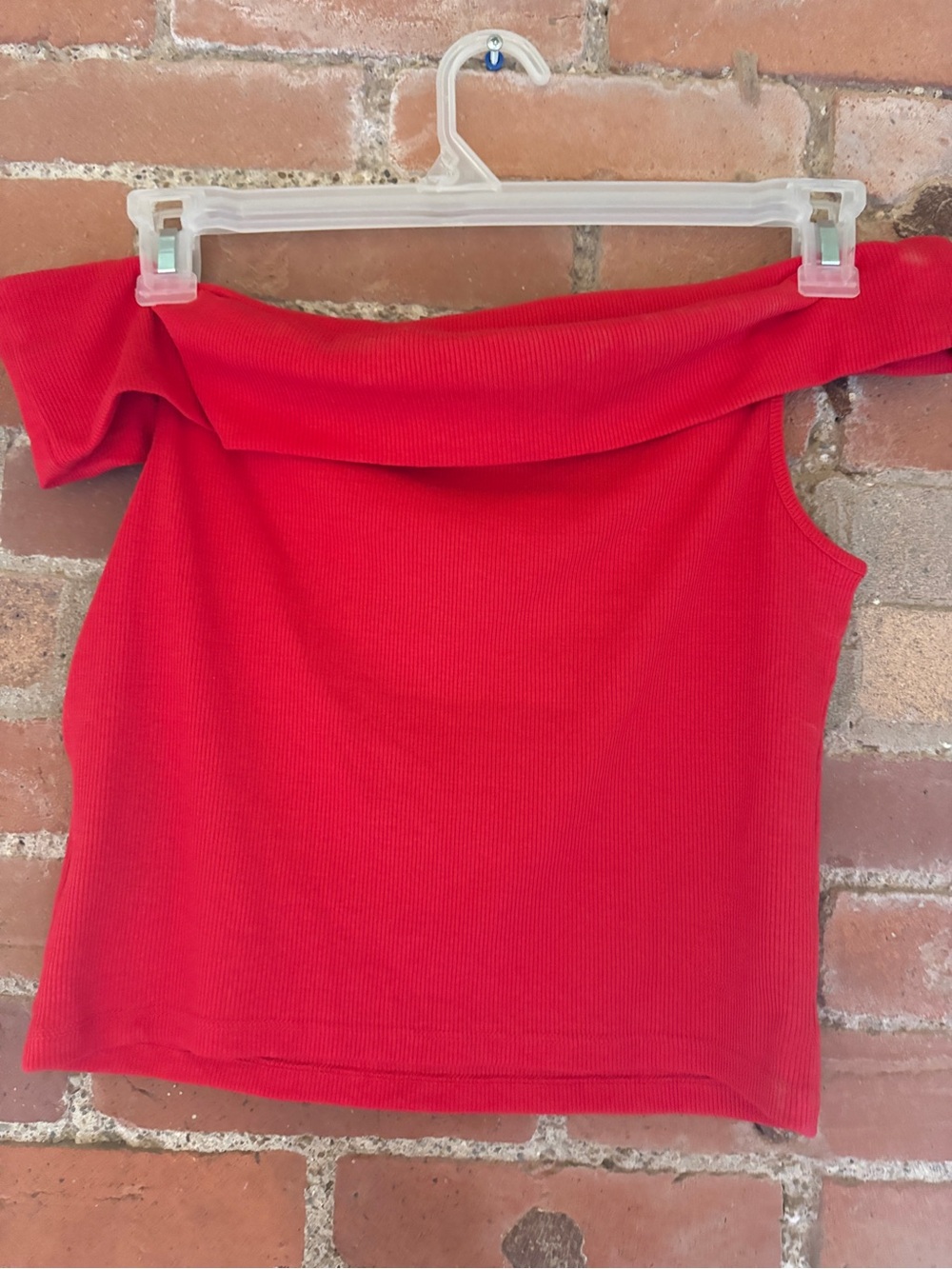 Divided Red Off-Shoulder Ribbed Crop Top